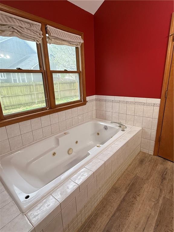 1729 S Maple Street Property Photo 28