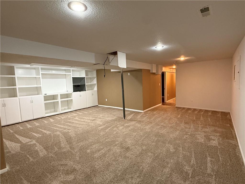 1729 S Maple Street Property Photo 33