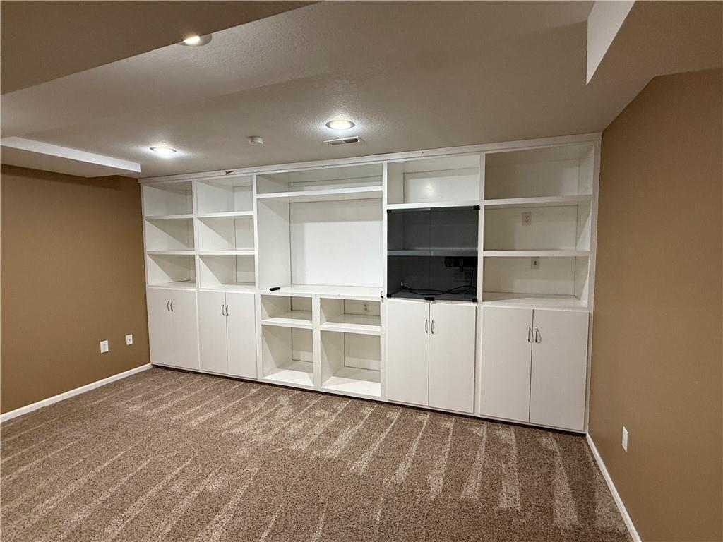 1729 S Maple Street Property Photo 35