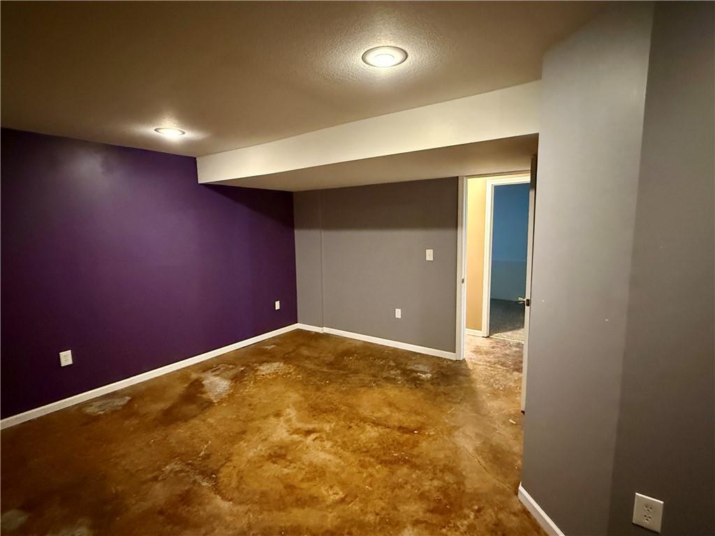 1729 S Maple Street Property Photo 44