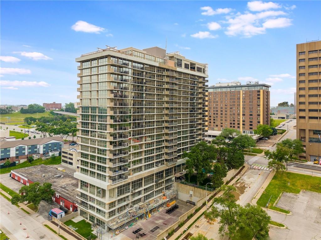 600 Admiral Boulevard Property Photo 3