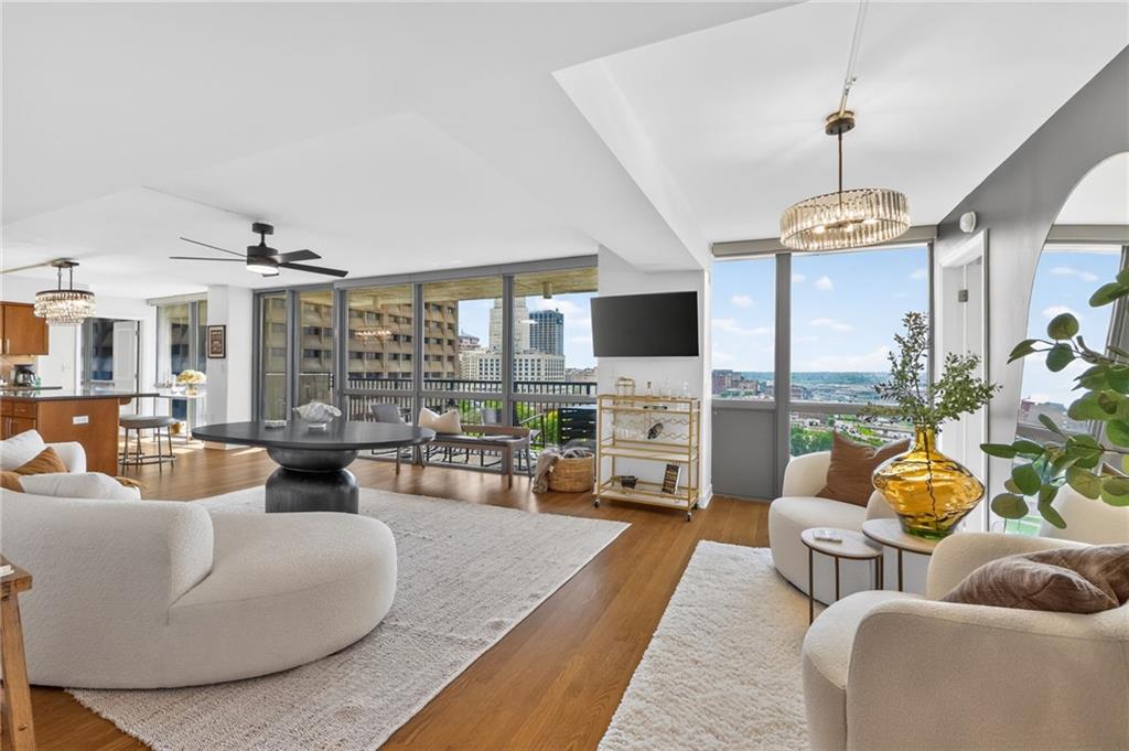 600 Admiral Boulevard Property Photo 12
