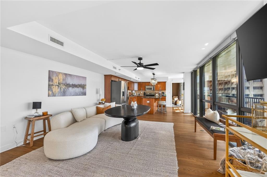 600 Admiral Boulevard Property Photo 13