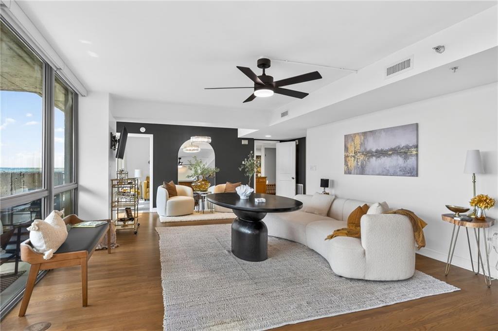 600 Admiral Boulevard Property Photo 17