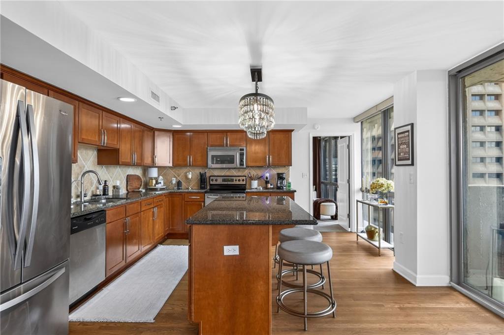 600 Admiral Boulevard Property Photo 20