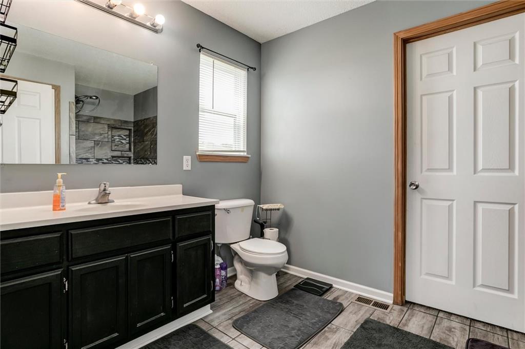 406 S Jackson Street Property Photo 15