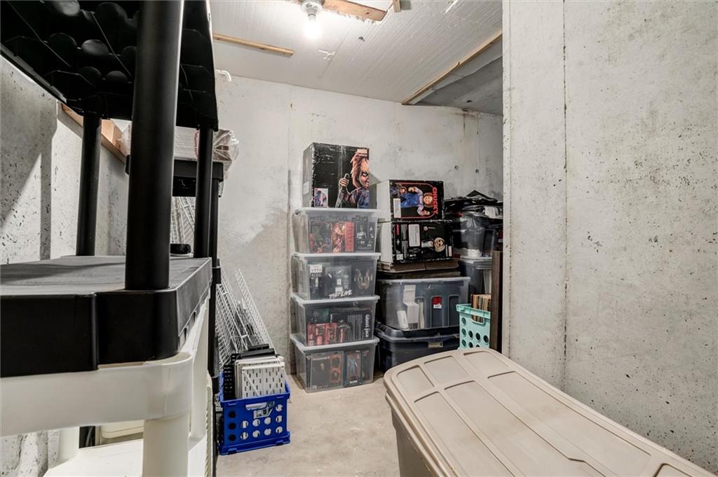 406 S Jackson Street Property Photo 24