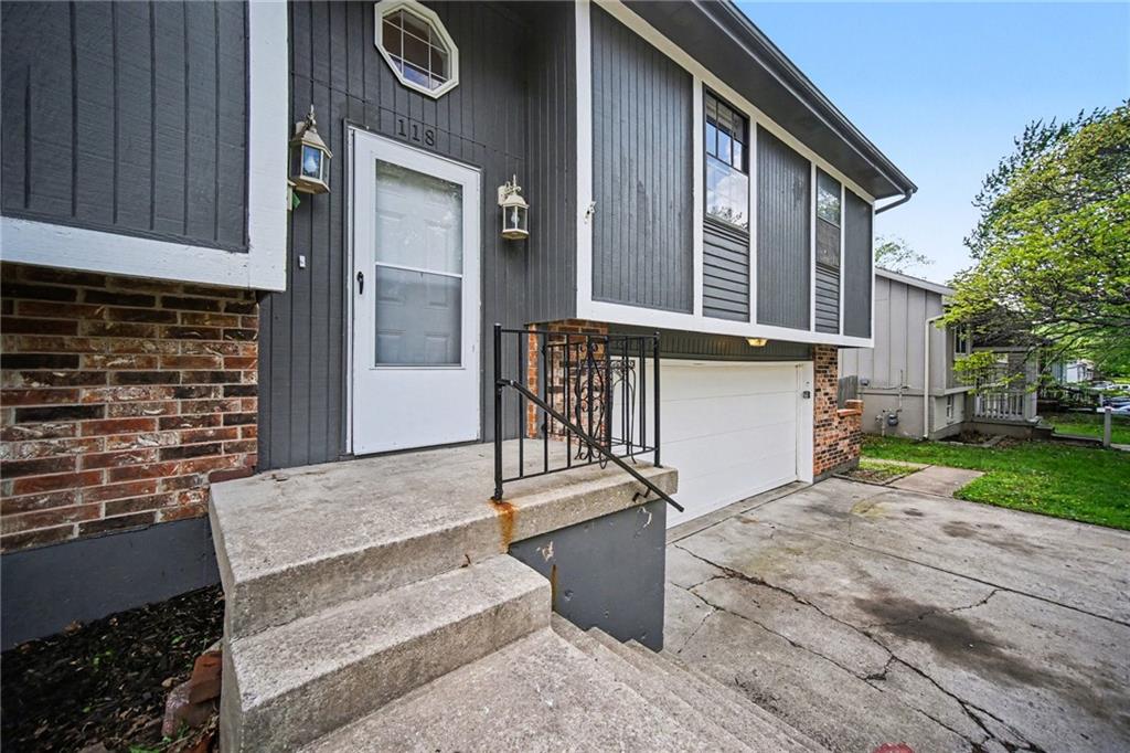 118 Nanette Street Property Photo 4