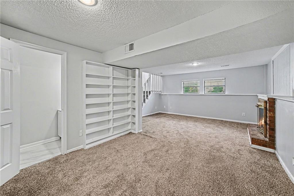 118 Nanette Street Property Photo 17