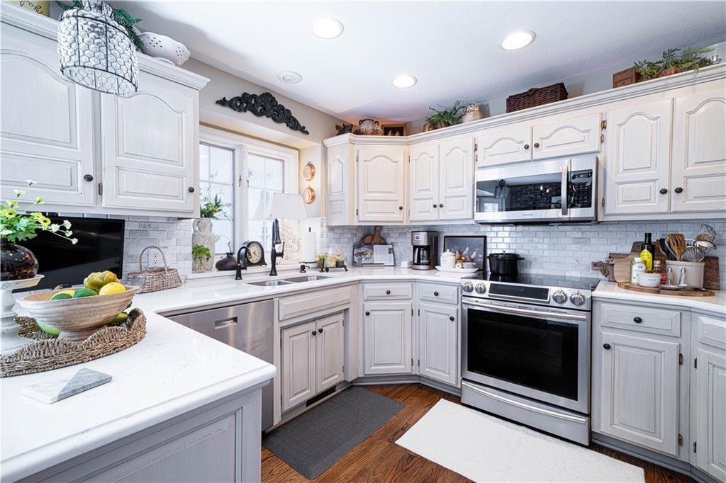 2 Chadwick Lane Property Photo 12