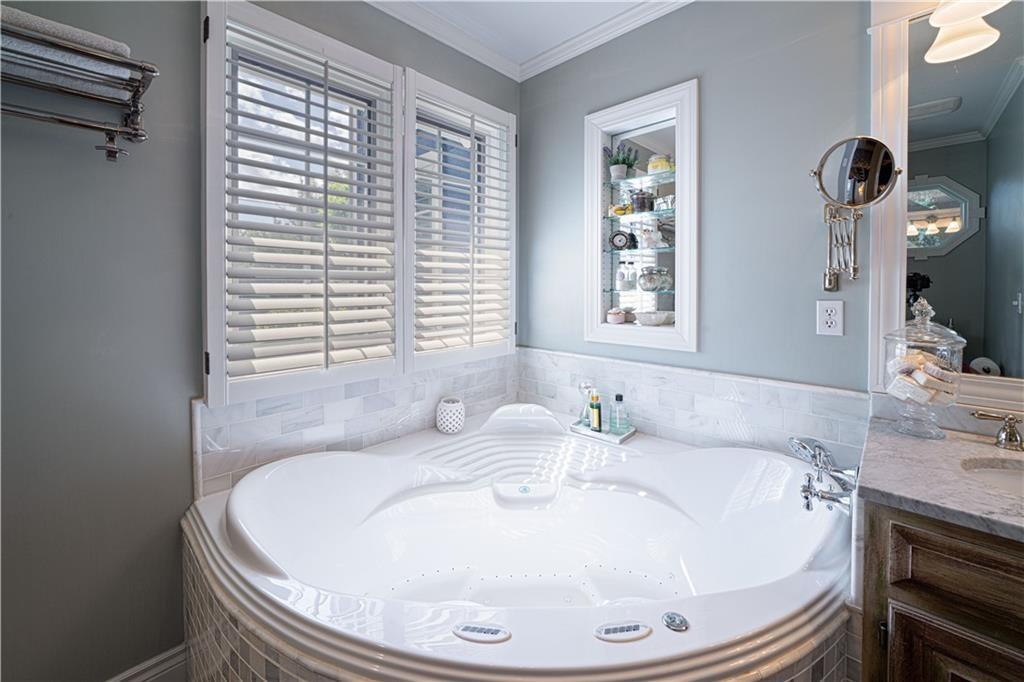 2 Chadwick Lane Property Photo 23