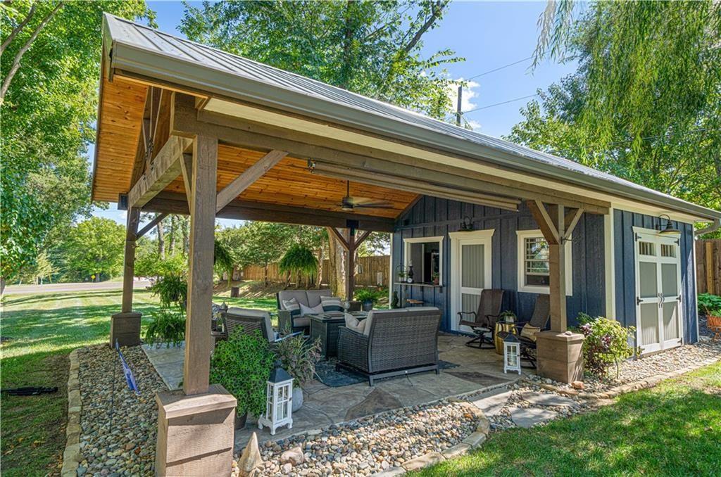 2 Chadwick Lane Property Photo 43