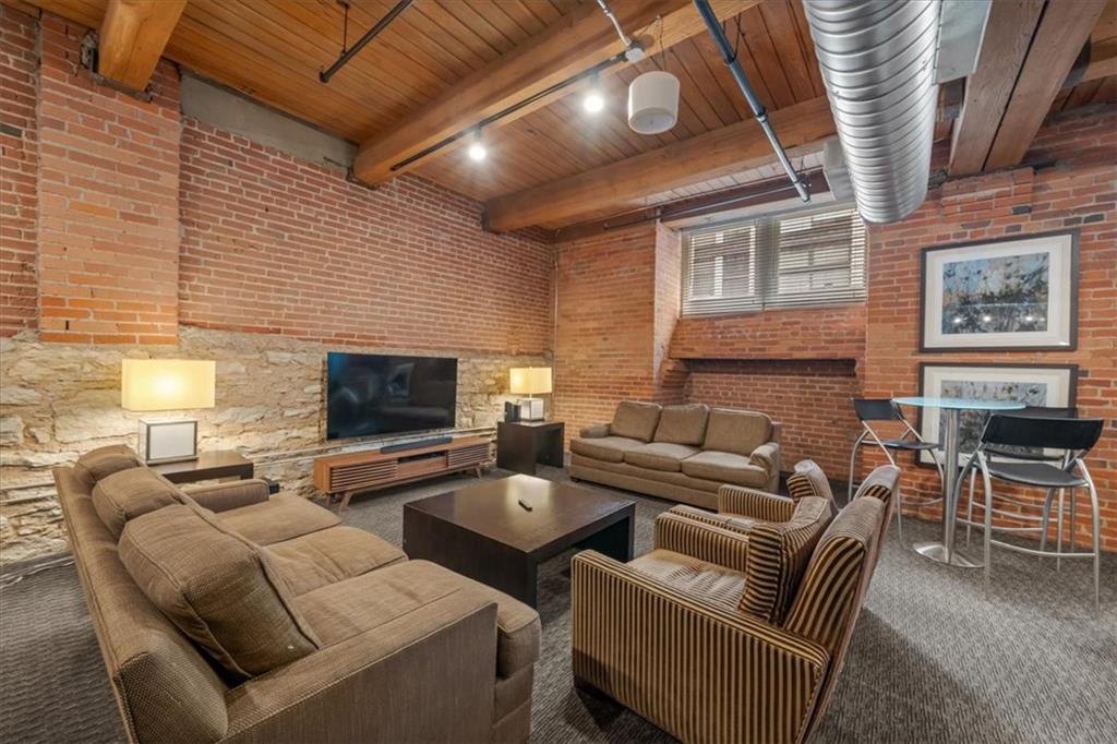 712 Broadway Boulevard Property Photo 16