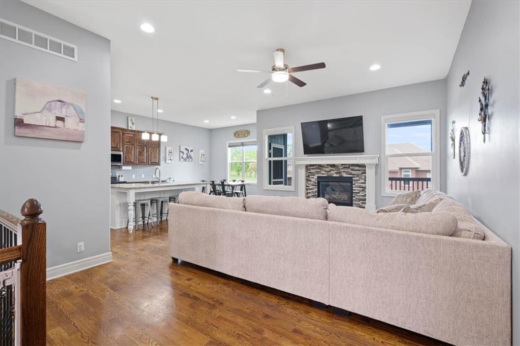 16746 Ruby Way Property Photo 4
