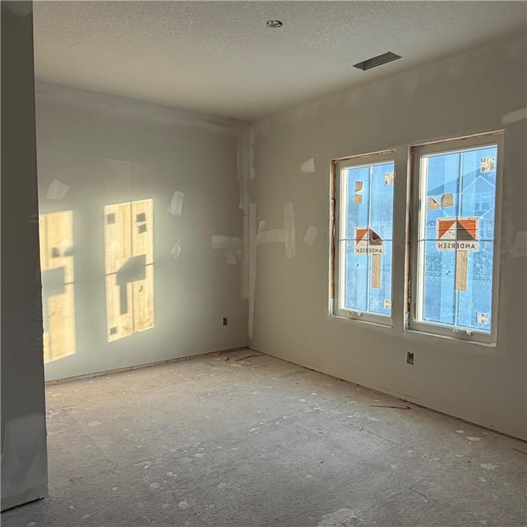 2339 Foxtail Drive Property Photo 4