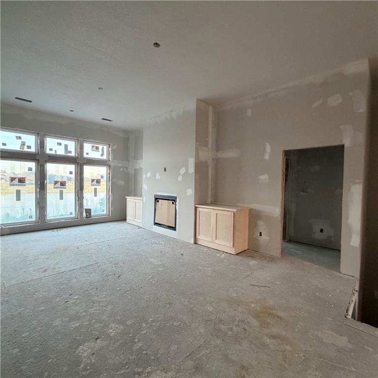 2339 Foxtail Drive Property Photo 10