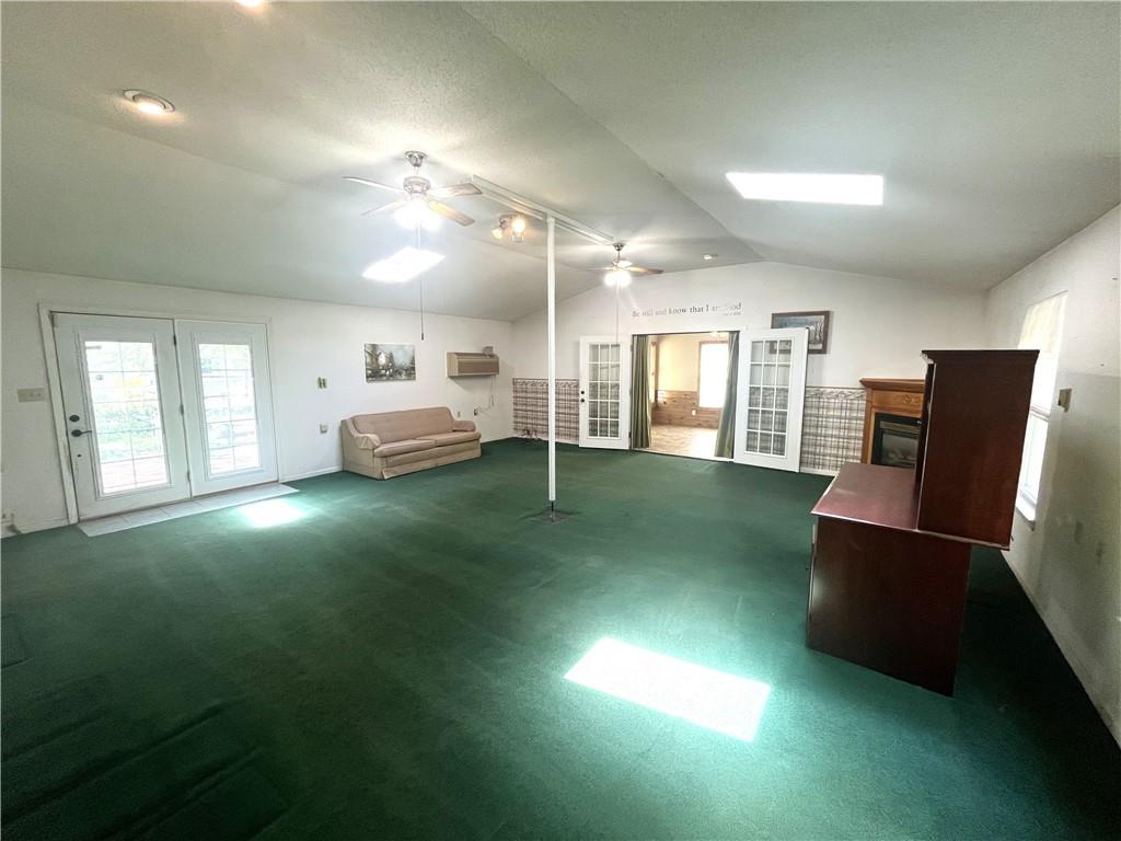 1703 S Harrison Avenue Property Photo 6