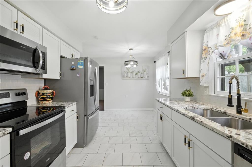 10538 Cleveland Avenue Property Photo 1