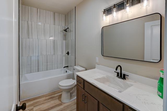 722 N 62nd Place Property Photo 10