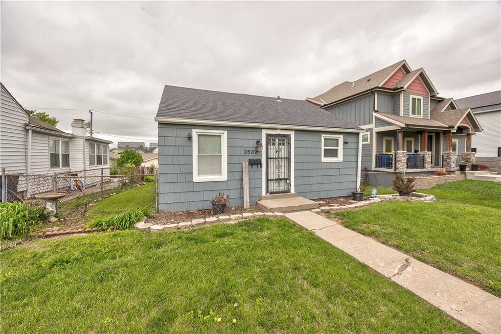 2532 W Paseo Boulevard Property Photo 4