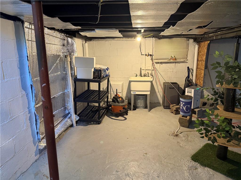 704 E Hayward Avenue Property Photo 17