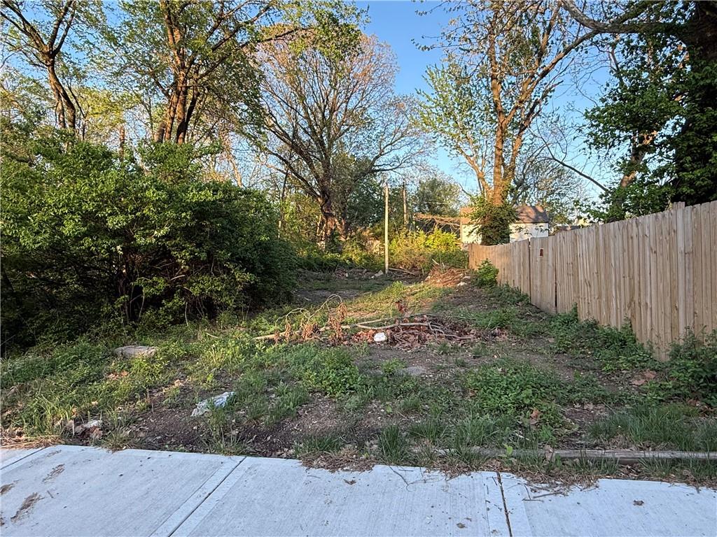 704 E Hayward Avenue Property Photo 26