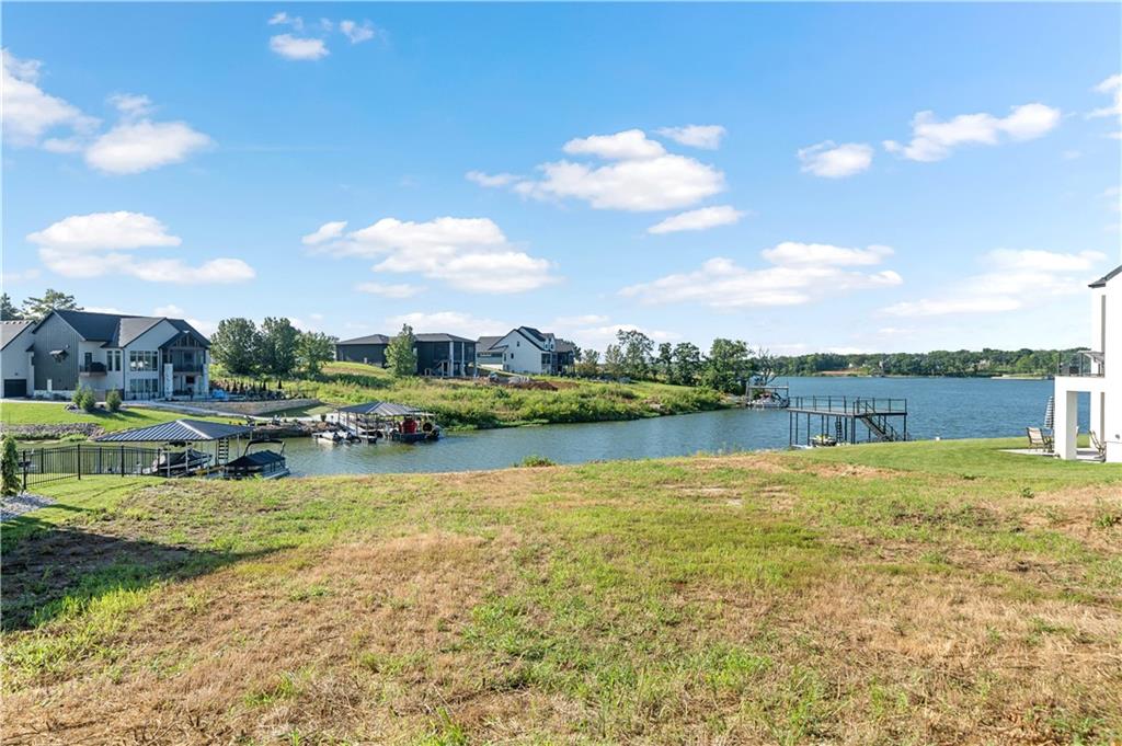 18 Checotah Bluffs Circle Property Photo 3