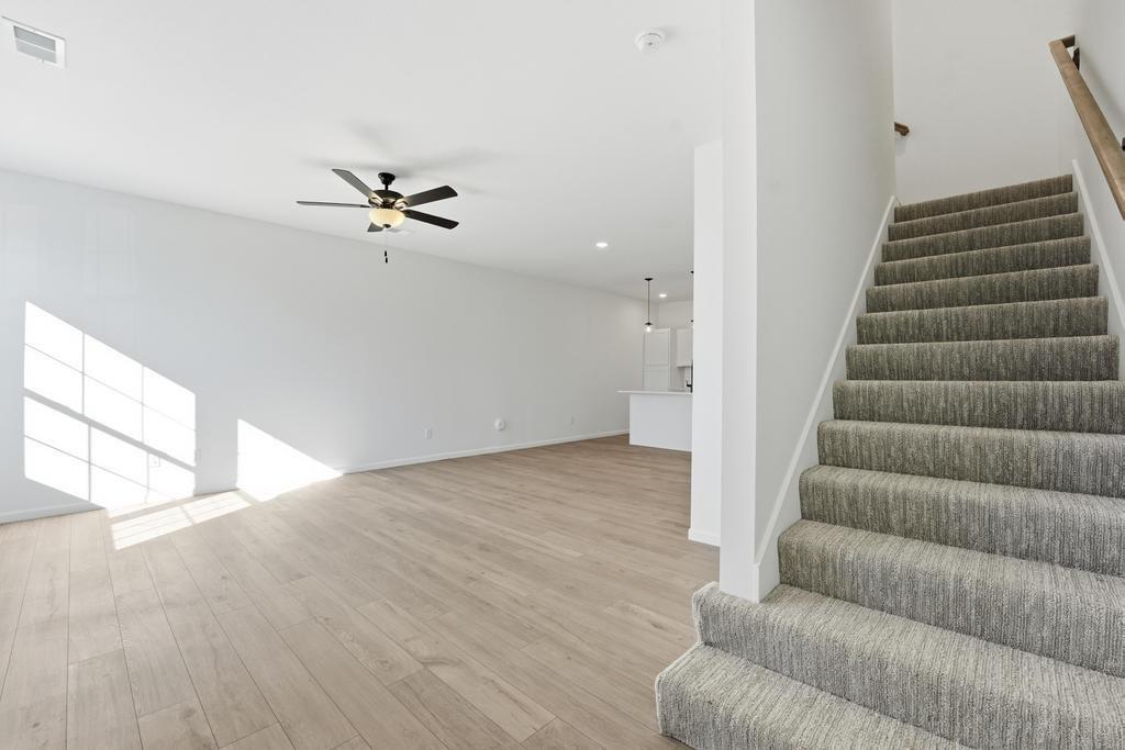 12406 S Acacia Drive Property Photo 2