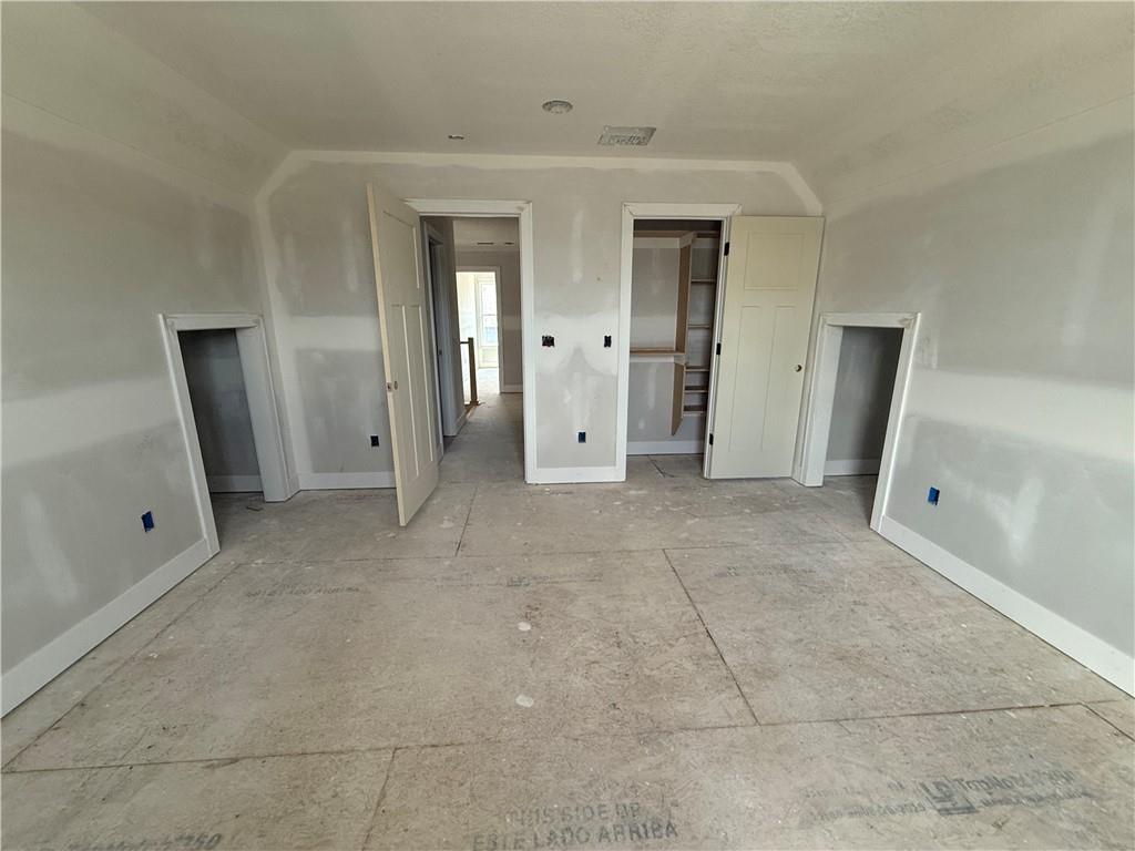 2340 Foxtail Drive Property Photo 8
