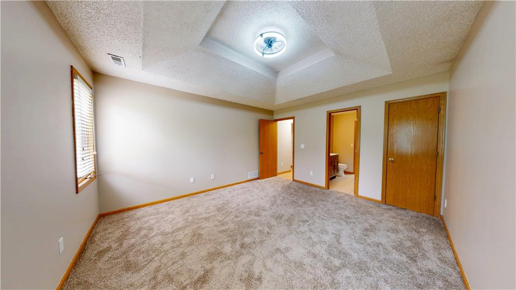 2908 Meadow Drive Property Photo 9