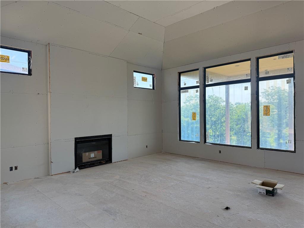 21509 W 80th Terrace Property Photo 60