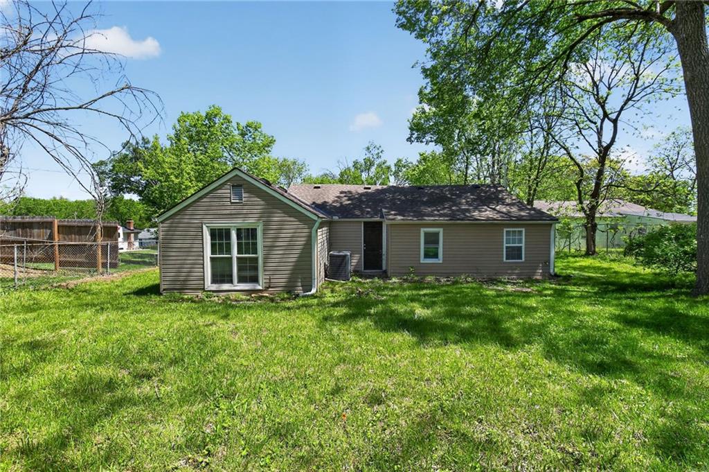 8318 Pershing Road Property Photo 1