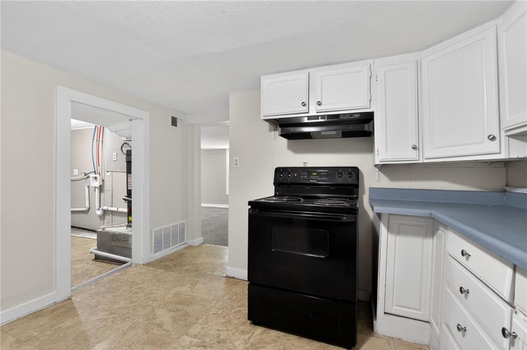 8318 Pershing Road Property Photo 24