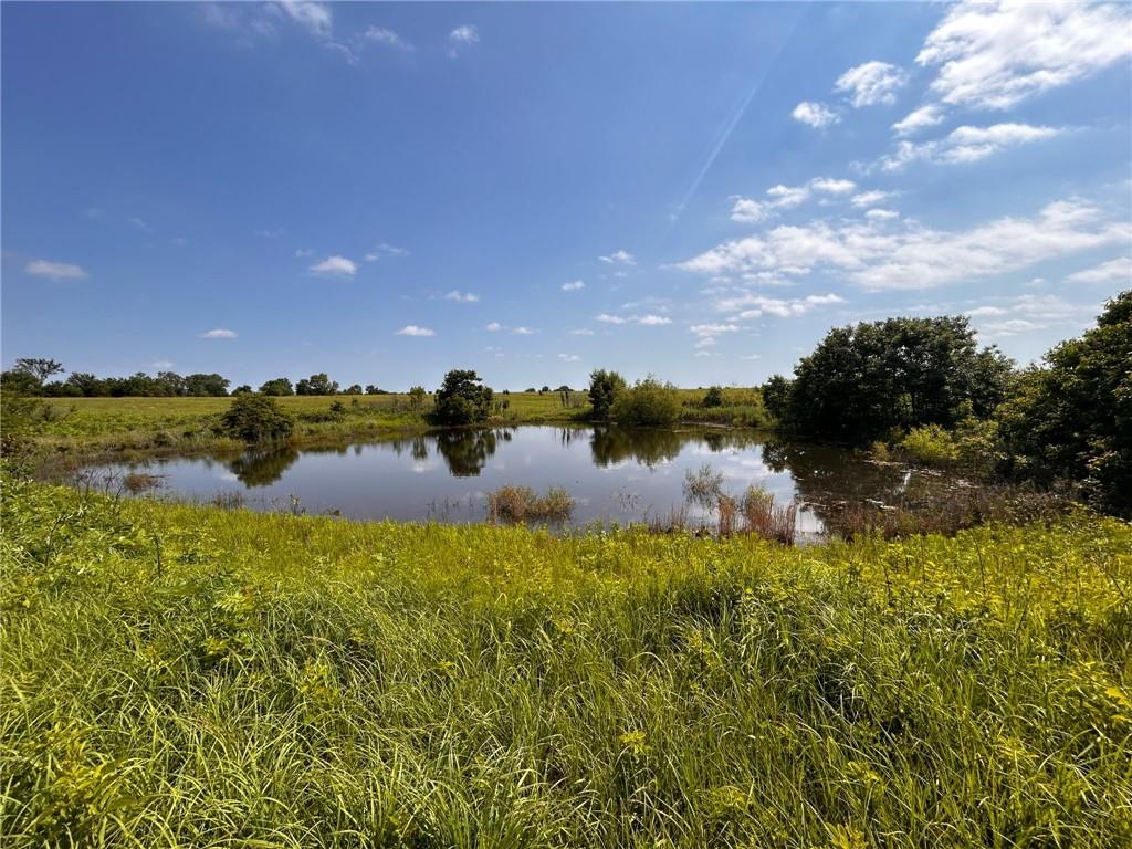 22285 Nw 1400th Road Property Photo 1