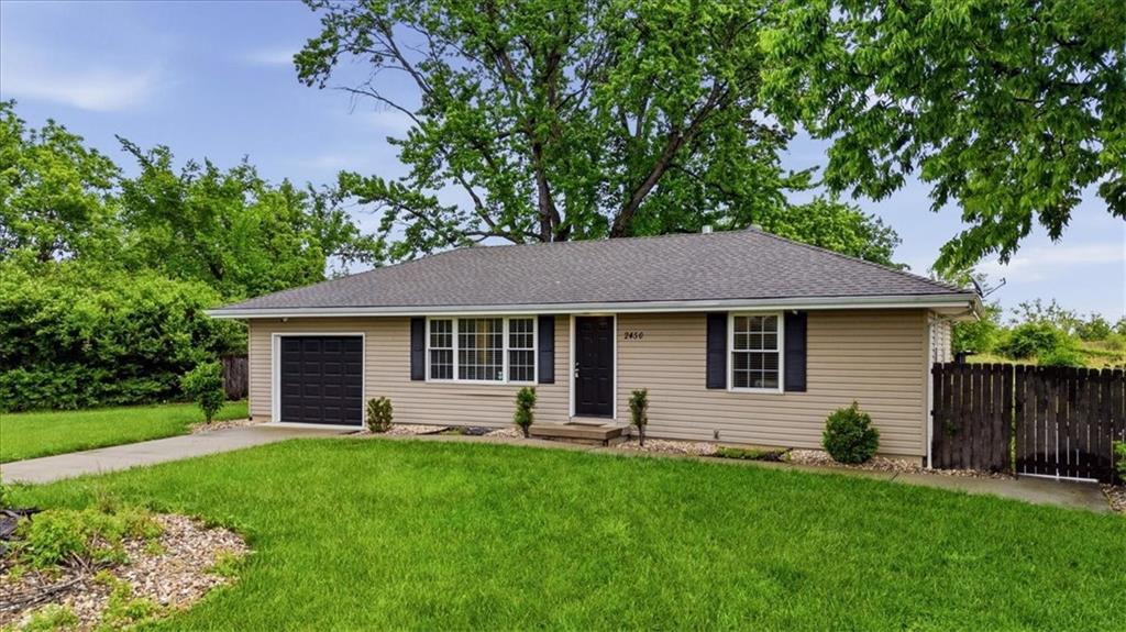 2450 Lowenstein Drive Property Photo 3