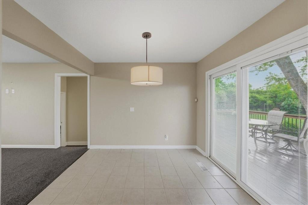 2450 Lowenstein Drive Property Photo 9