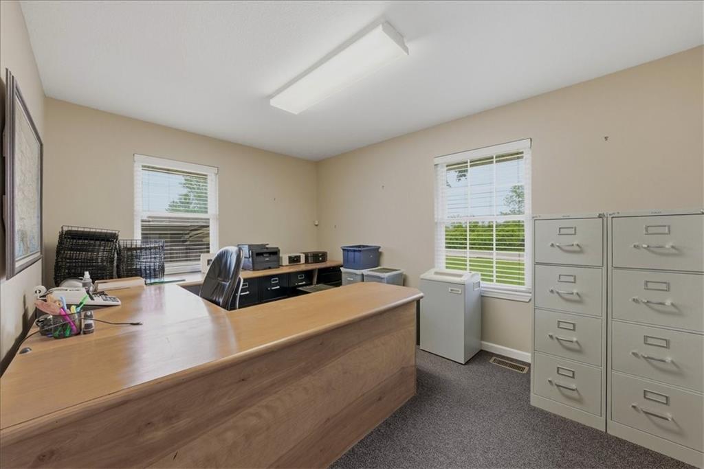 2450 Lowenstein Drive Property Photo 19