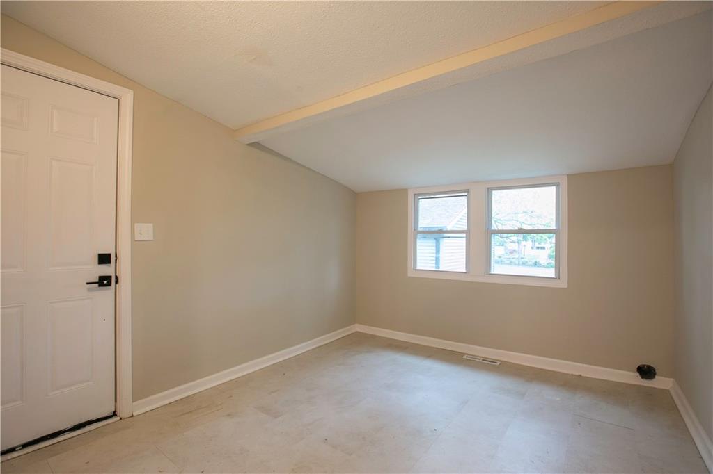 300 Se 1st Street Property Photo 18