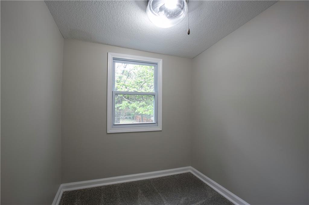 300 Se 1st Street Property Photo 28