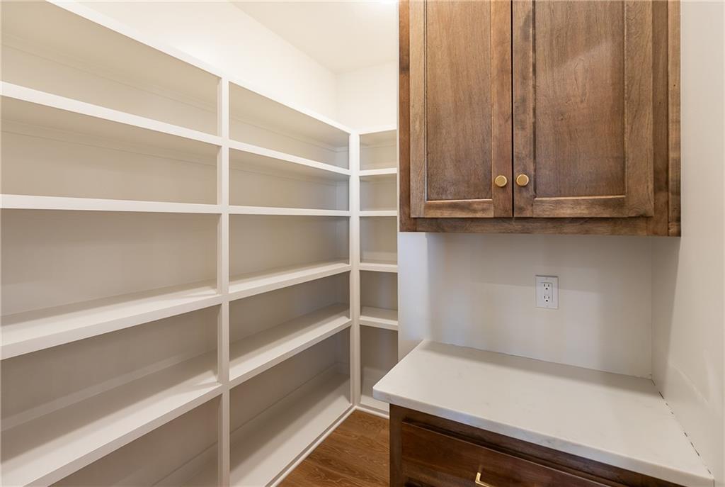18617 Mohawk Lane Property Photo 15