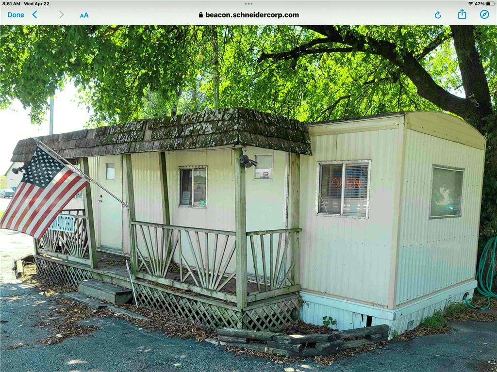 425 E Main Street Property Photo 6