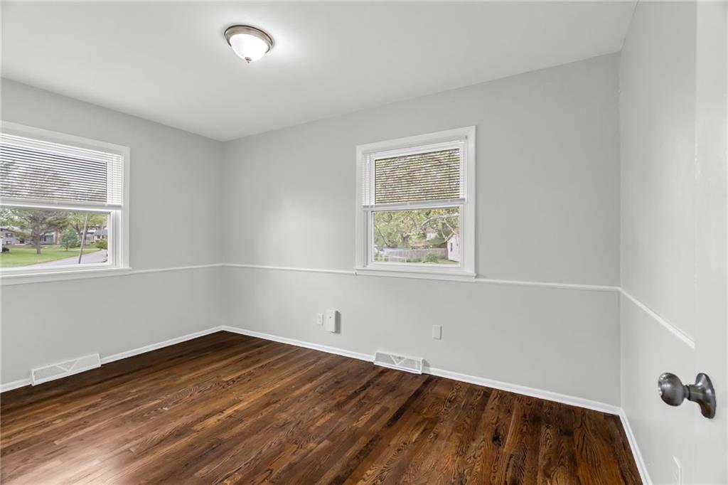 604 Nw Carroll Drive Property Photo 12