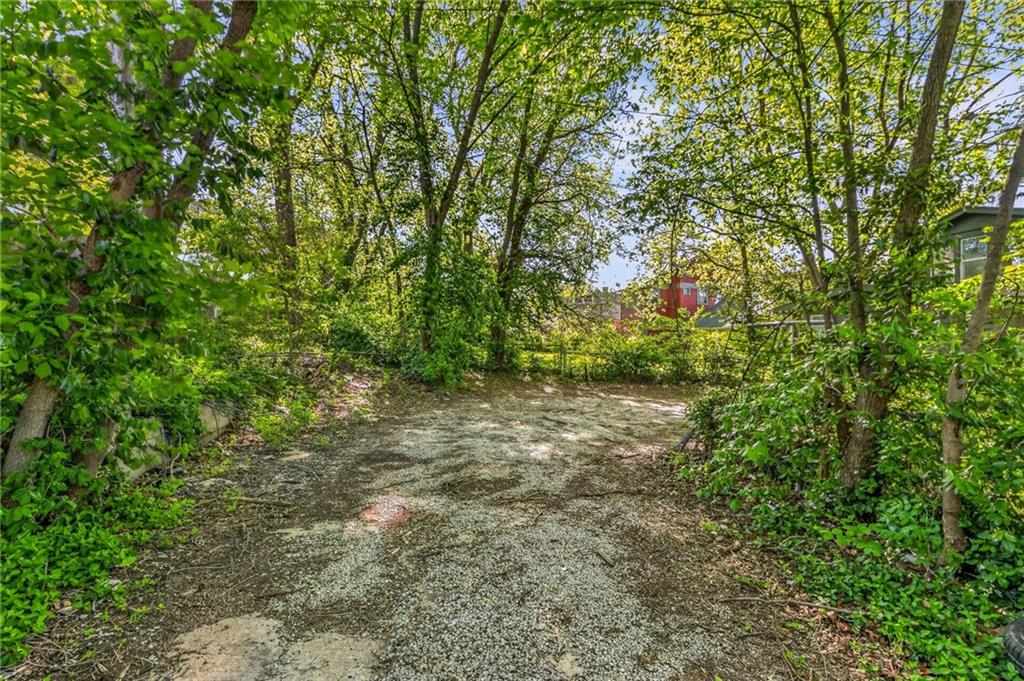 1308 E 59th Street Property Photo 33