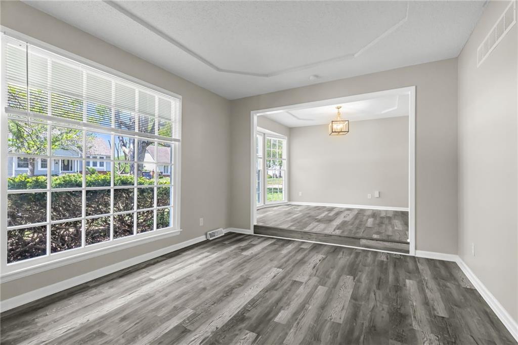 6939 Widmer Road Property Photo 4