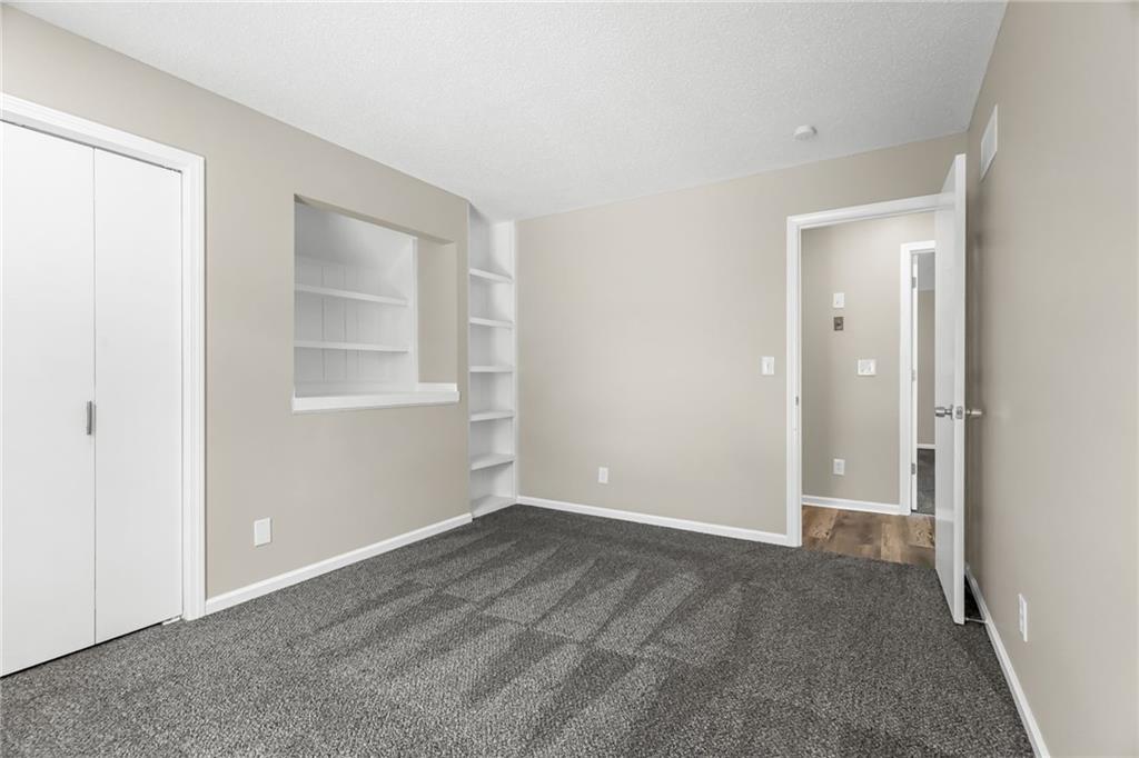 6939 Widmer Road Property Photo 14