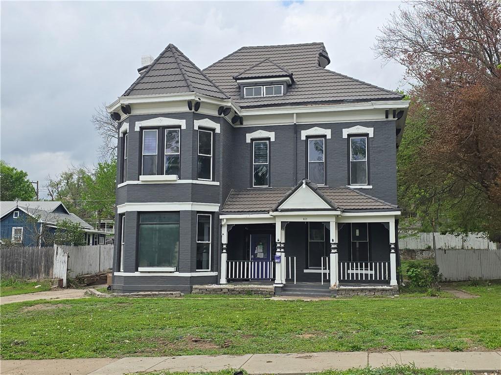 617 Parallel Street Property Photo 1