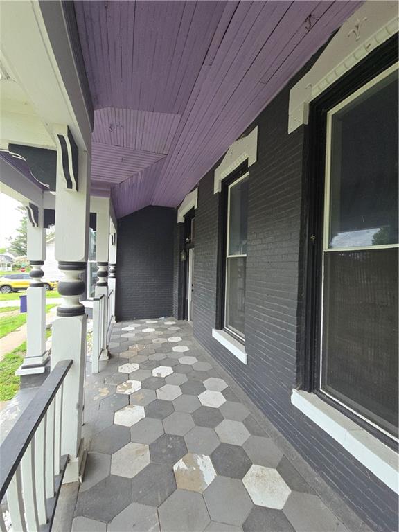 617 Parallel Street Property Photo 3