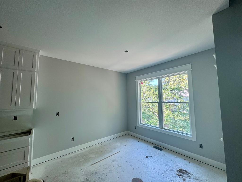 8638 Eagle Creek Drive Property Photo 12