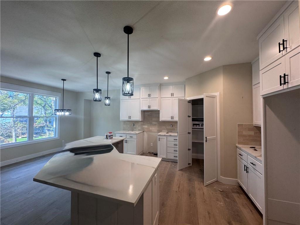 8646 Eagle Creek Drive Property Photo 4