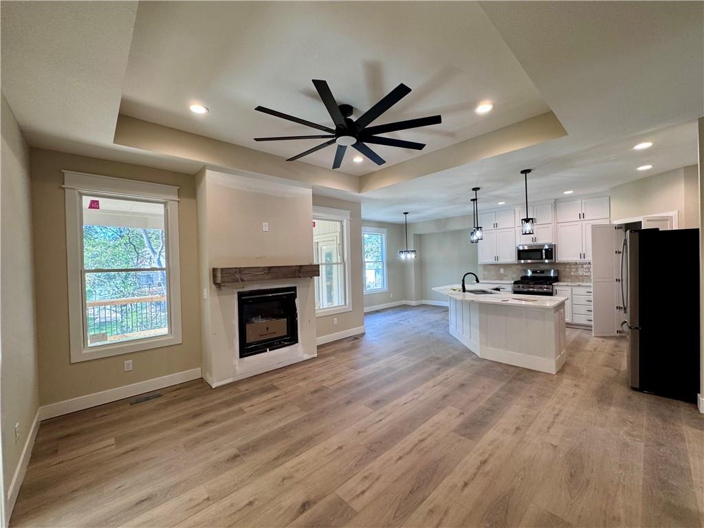 8646 Eagle Creek Drive Property Photo 5